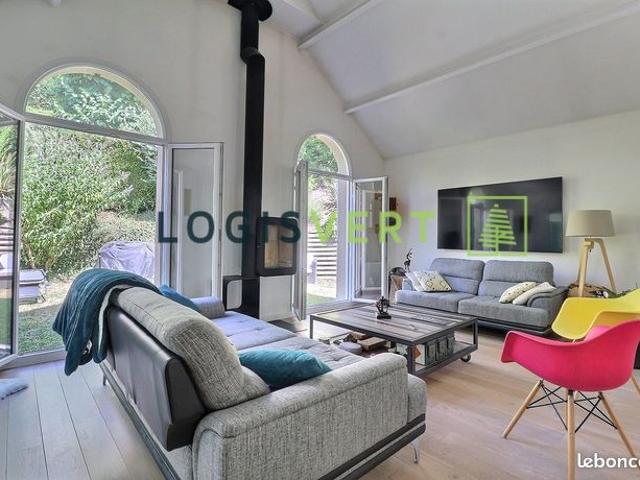 Maison 8 pièces 164 m²