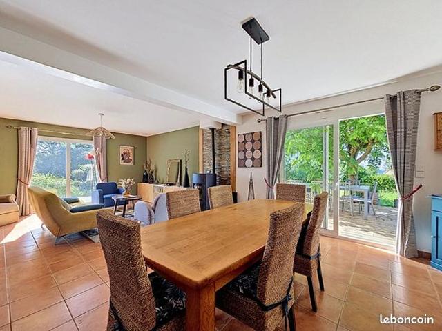 Maison 8 pièces 164 m²