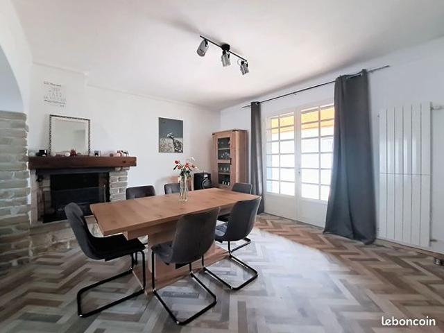 Maison 8 pièces 164 m²