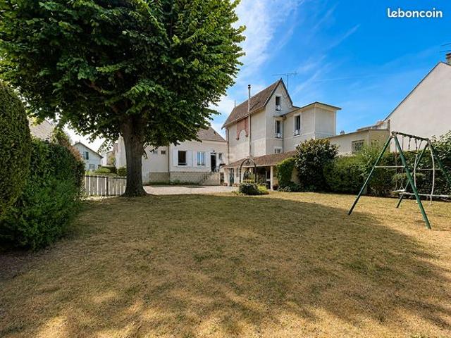 Maison 8 pièces 164 m²