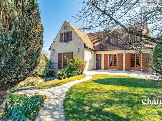 Maison 8 pièces 164 m²