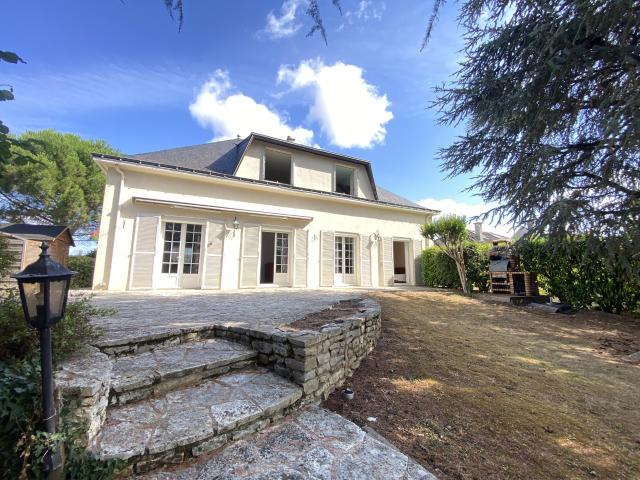 Maison 8 pièces 165 m²