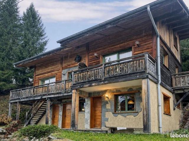 Maison 8 pièces 165 m²