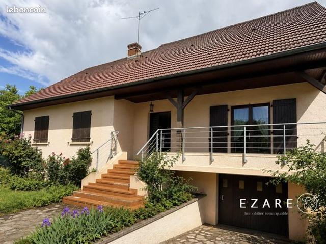 Maison 8 pièces 165 m²