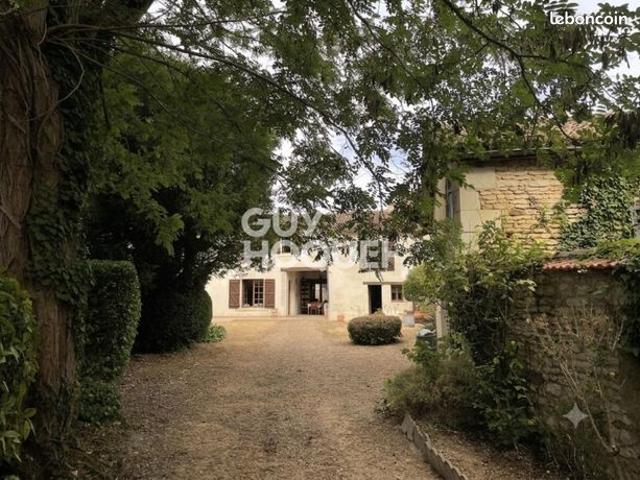 Maison 8 pièces 165 m²