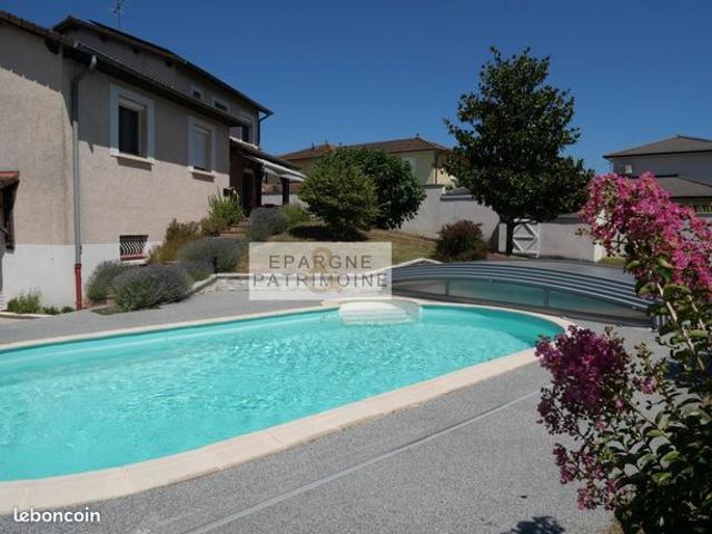 Maison 8 pièces 165 m²