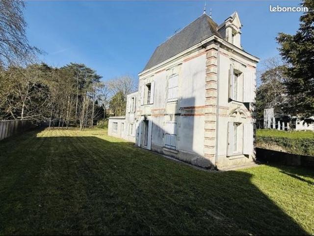 Maison 8 pièces 165 m²