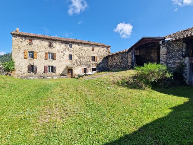 Maison 8 pièces 165 m²