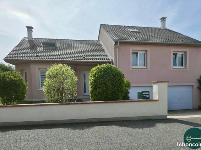 Maison 8 pièces 165 m²