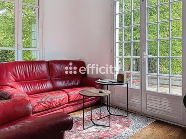 Maison 8 pièces 165 m²
