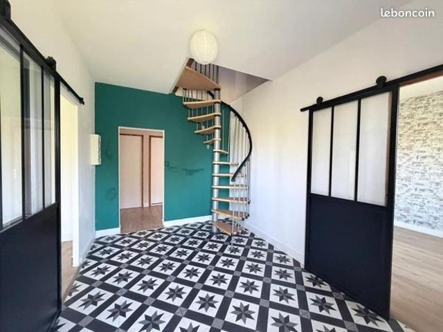 Maison 8 pièces 165 m²