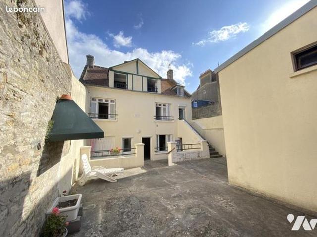 Maison 8 pièces 165 m²