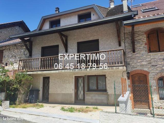 Maison 8 pièces 165 m²