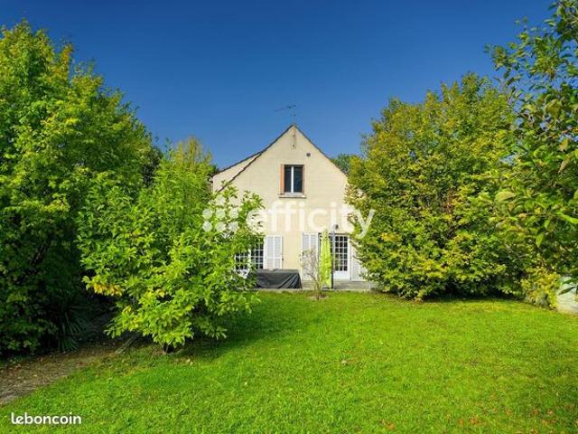 Maison 8 pièces 165 m²