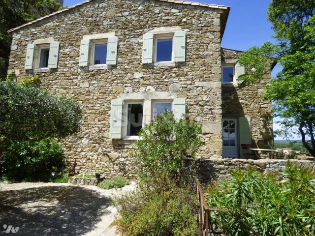 Maison 8 pièces 165 m²