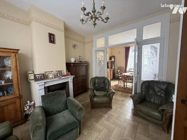 Maison 8 pièces 165 m²