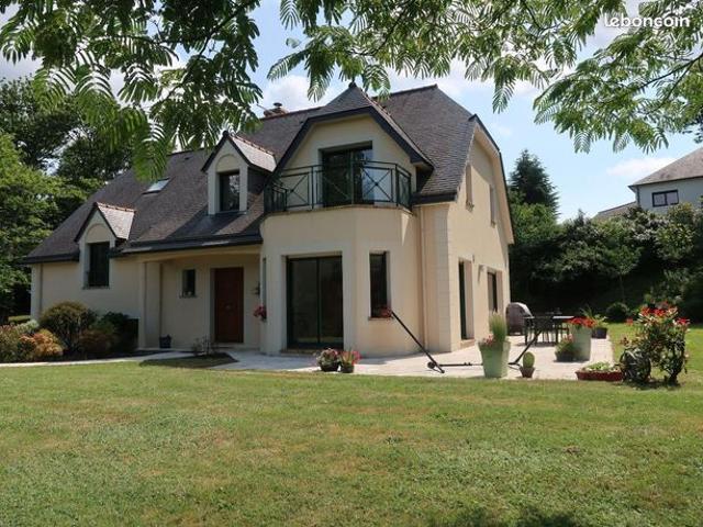 Maison 8 pièces 165 m²