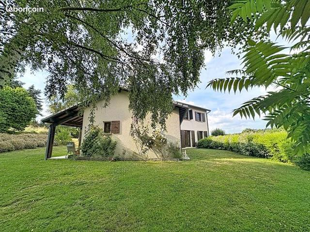 Maison 8 pièces 165 m²