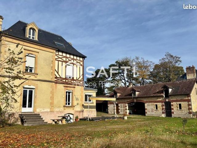Maison 8 pièces 165 m²