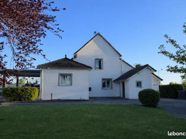 Maison 8 pièces 165 m²