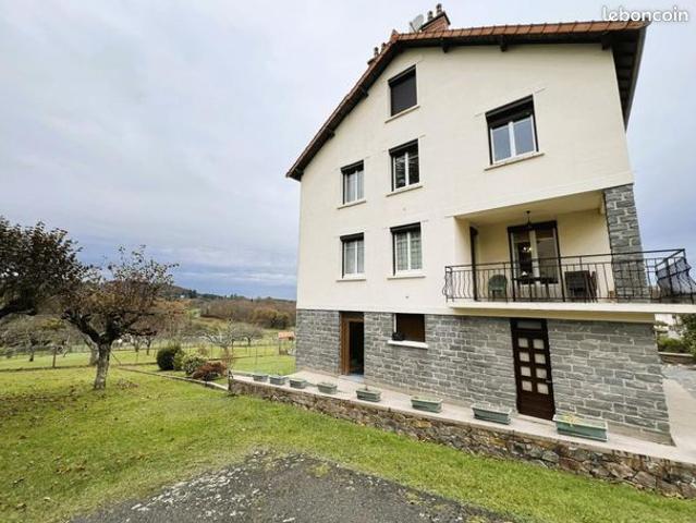 Maison 8 pièces 165 m²