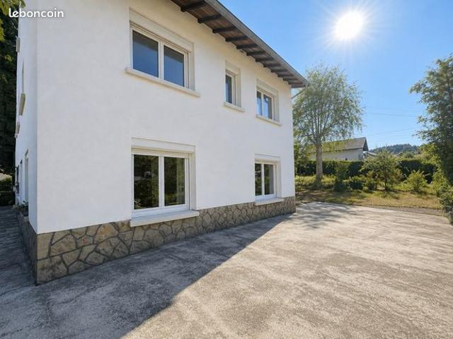 Maison 8 pièces 165 m²