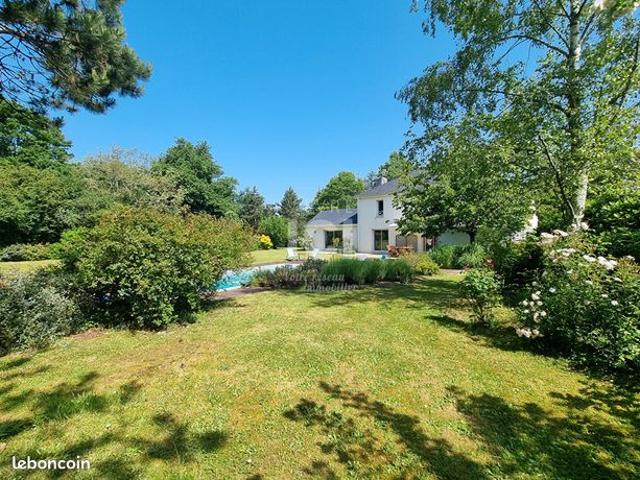 Maison 8 pièces 165 m²
