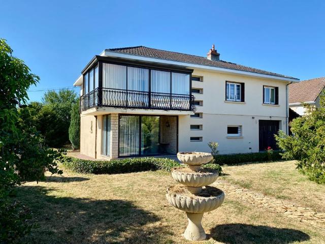Maison 8 pièces 165 m²
