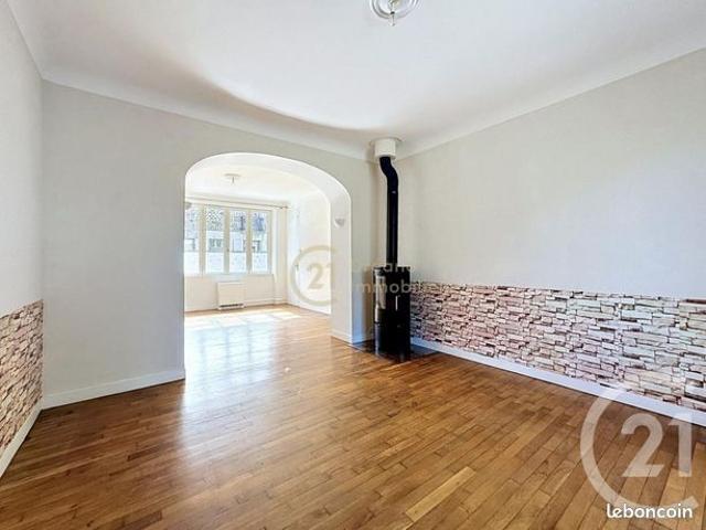 Maison 8 pièces 166 m²