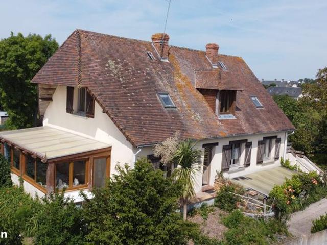 Maison 8 pièces 166 m²