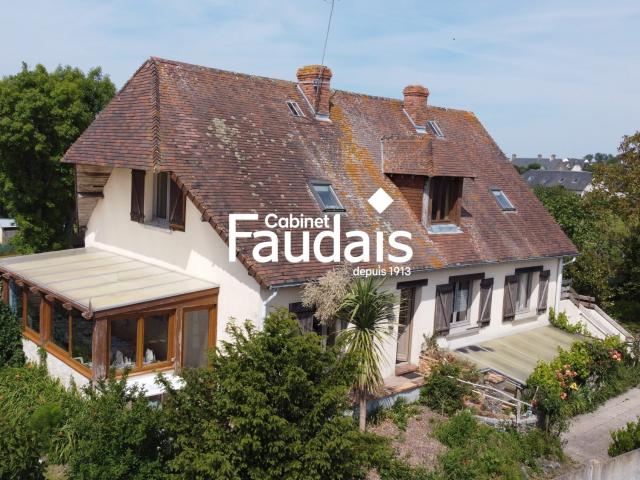 Maison 8 pièces 166 m²