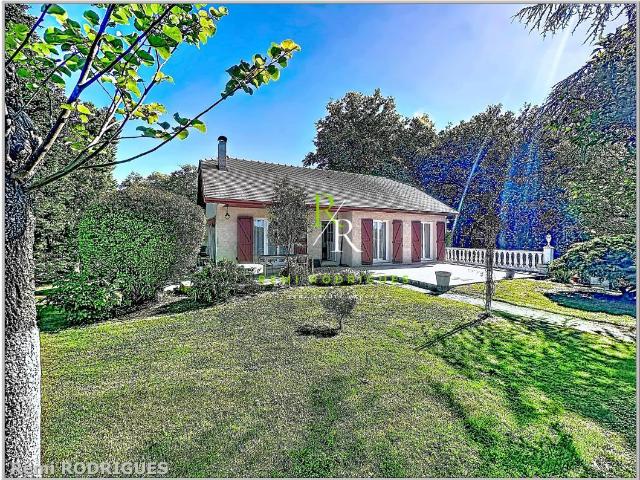 Maison 8 pièces 166 m²