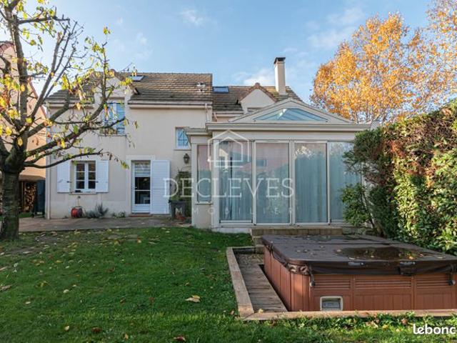Maison 8 pièces 166 m²
