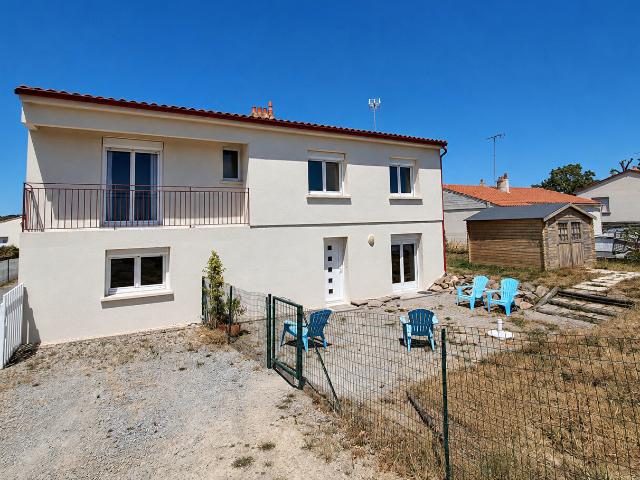 Maison 8 pièces 166 m²