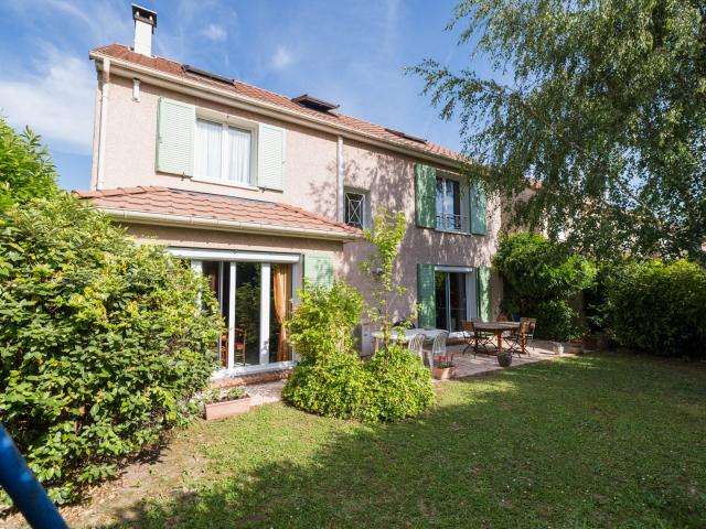 Maison 8 pièces 166 m²