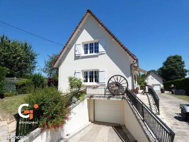 Maison 8 pièces 166 m²