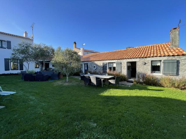 Maison 8 pièces 166 m²