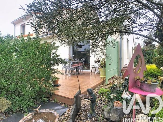Maison familiale 8 pièces 166 m²
