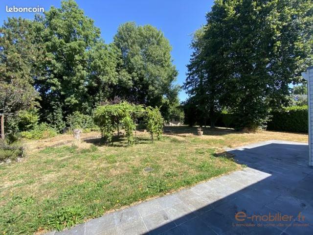 Maison 8 pièces 166 m²