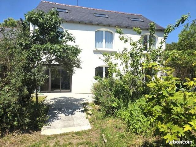 Maison 8 pièces 166 m²