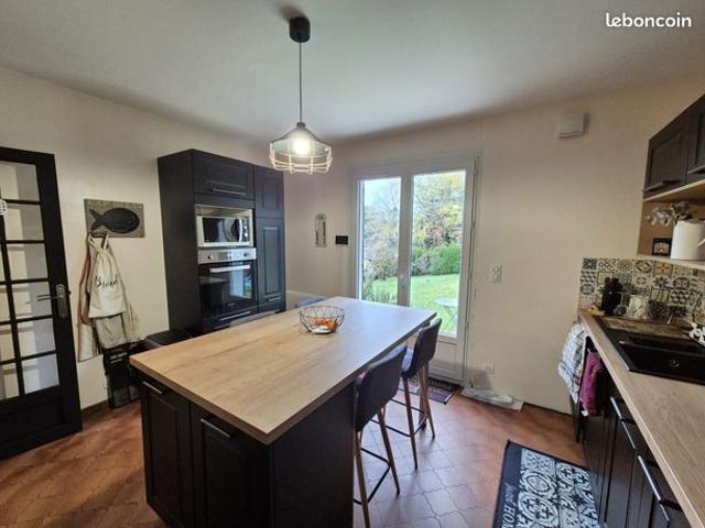 Maison 8 pièces 166 m²