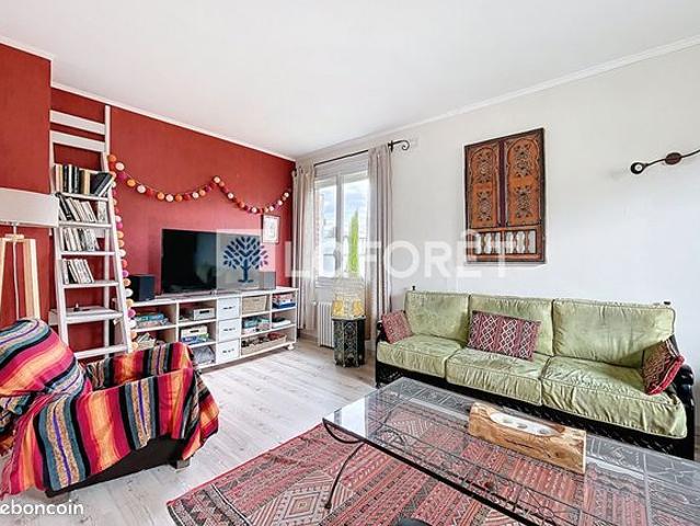 Maison 8 pièces 166 m²