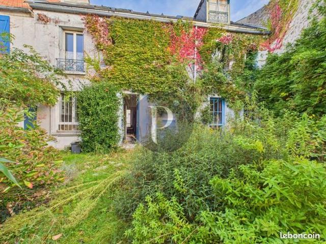 Maison 8 pièces 166 m²