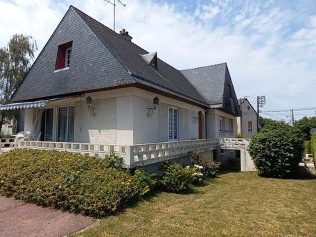 Maison 8 pièces 166 m²