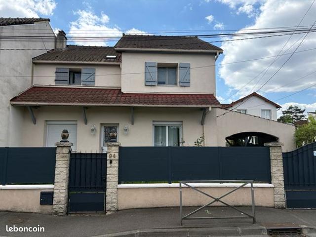 Maison 8 pièces 167 m²