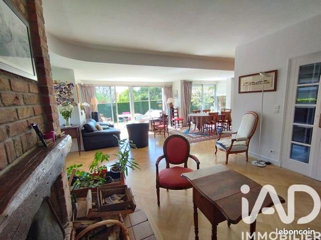 Maison 8 pièces 167 m²