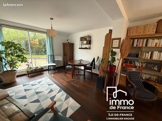 Maison 8 pièces 167 m²