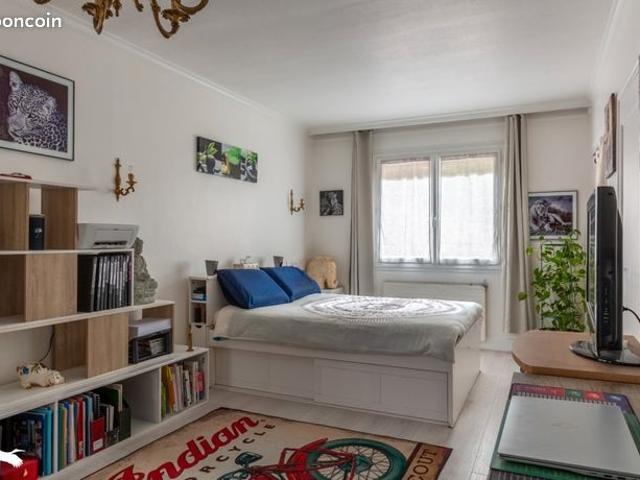 Maison 8 pièces 167 m²