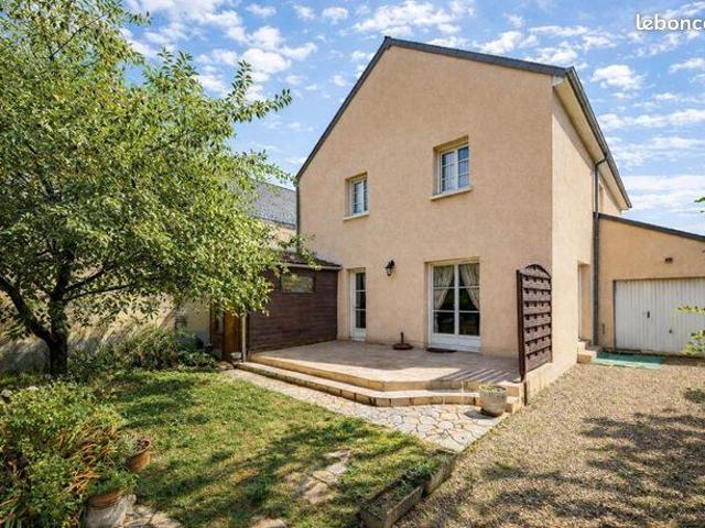 Maison 8 pièces 167 m²
