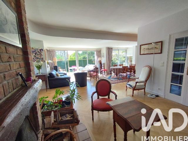Maison 8 pièces 167 m²